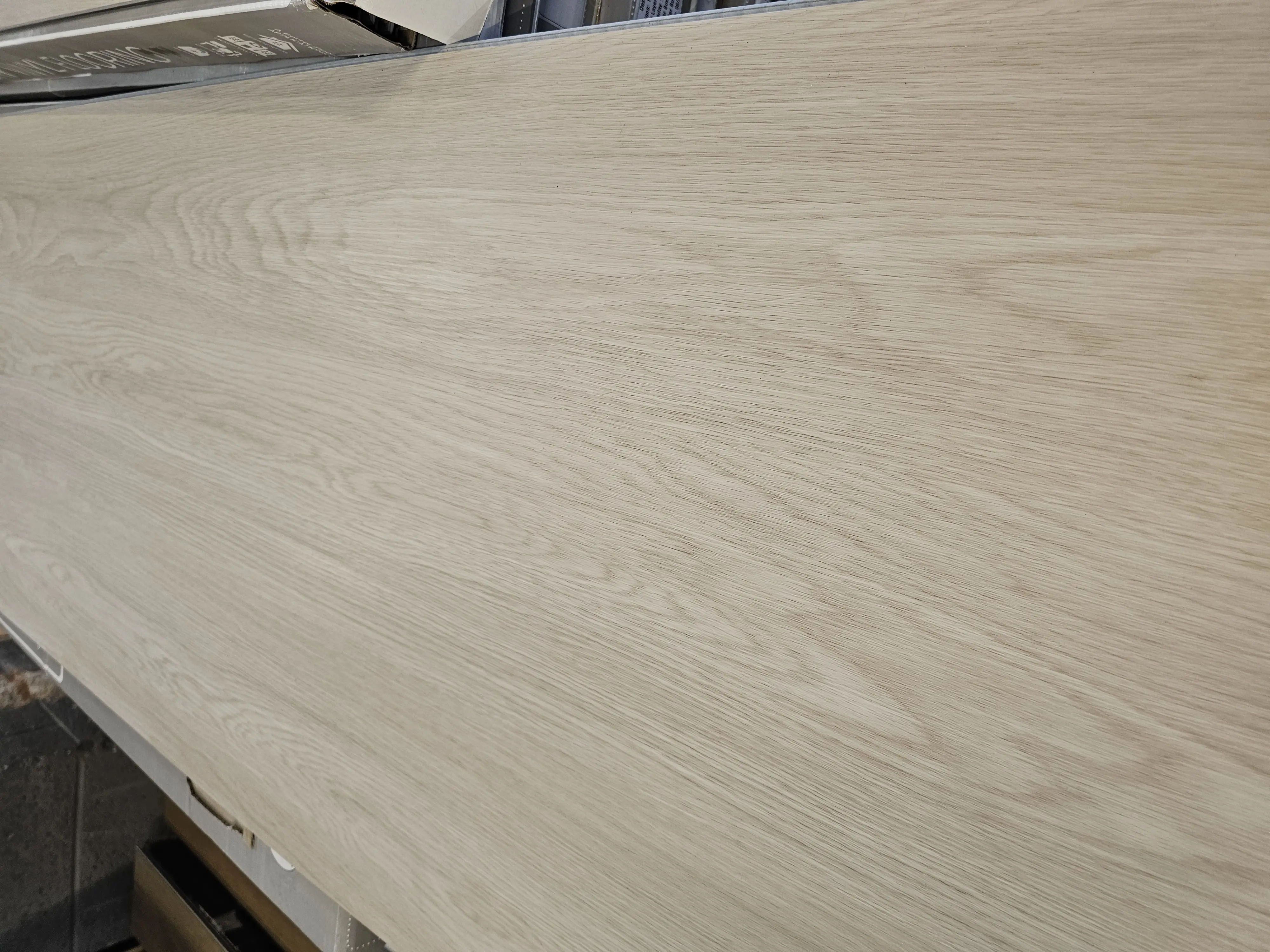 Pale Limed Oak 6mm PREMIUM SPC Click