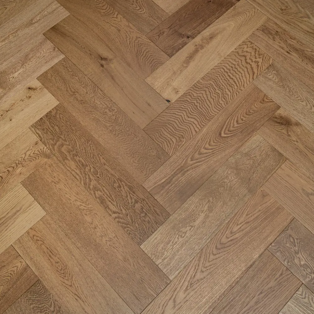 Smoked Stain Oak Herringbone Click 14mm