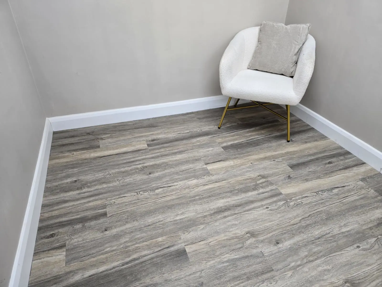 Distressed Grey Oak PREMIUM 6mm SPC Click