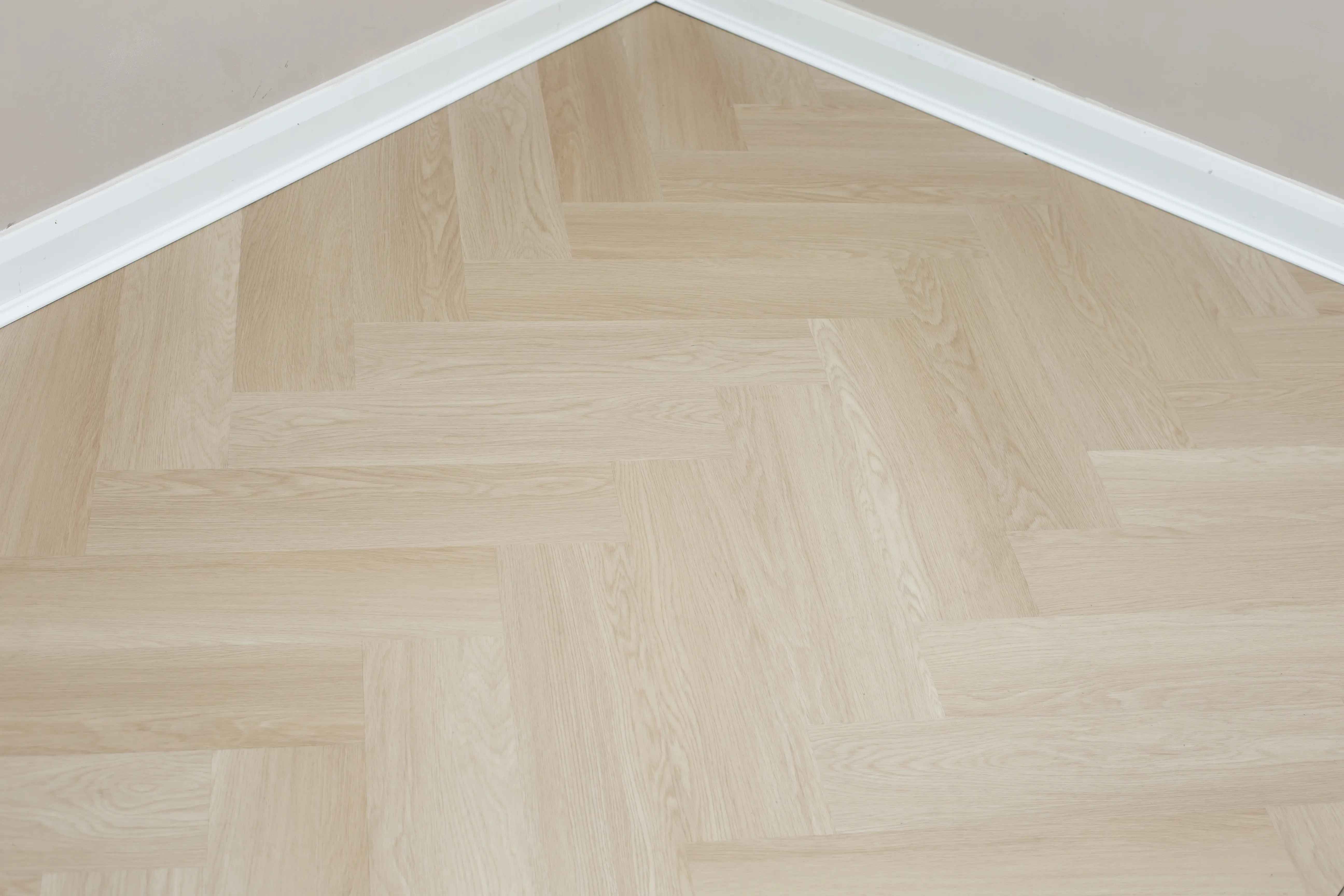 Pale Oak 6mm SPC Herringbone Click (Clearance)