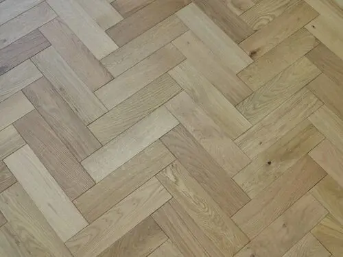 Manor Natural Oak Herringbone 18mm