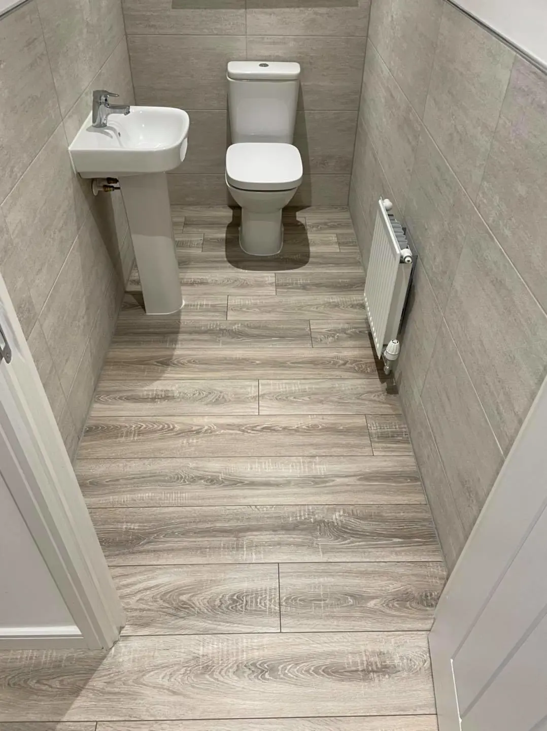 Boathouse Oak 12mm Water Resistant