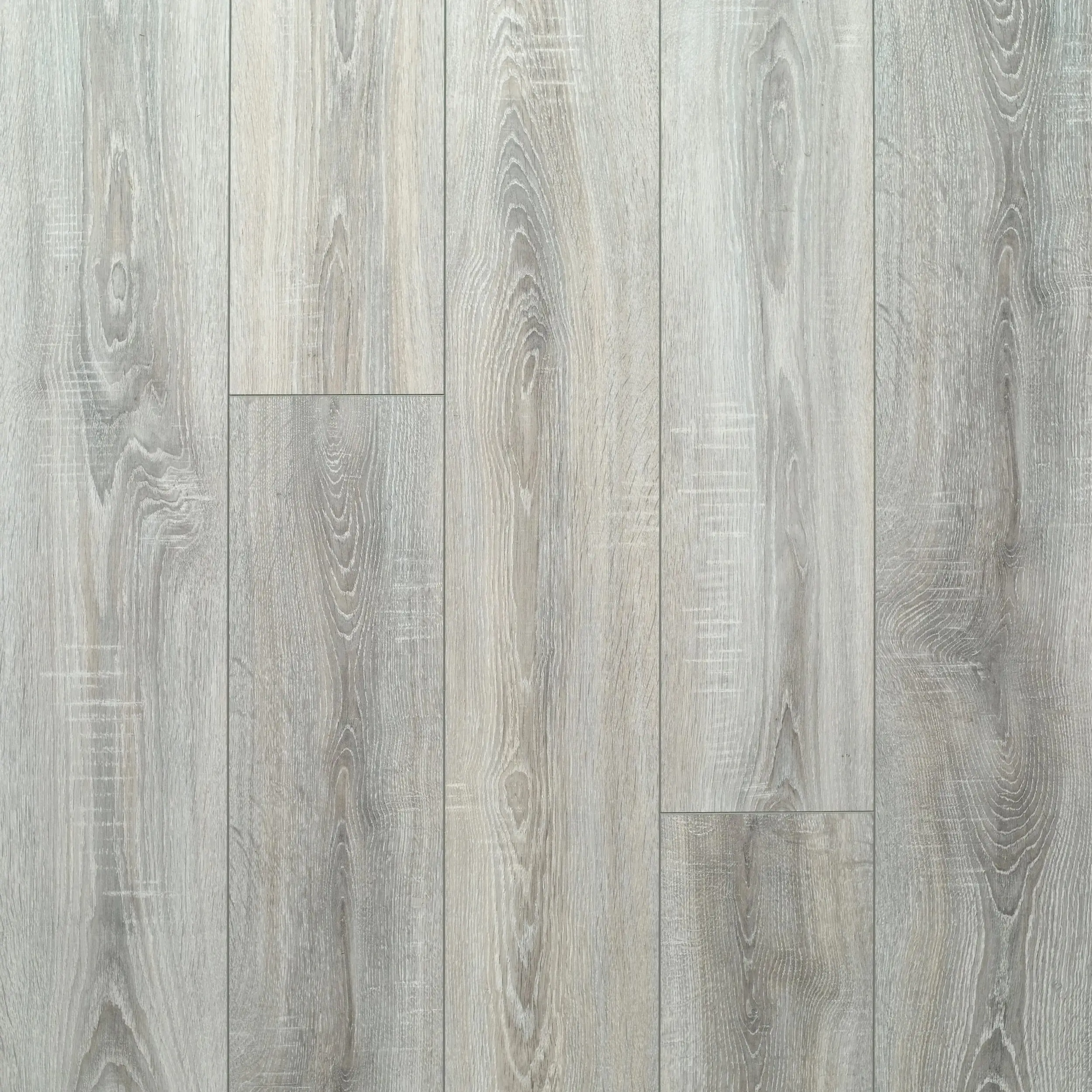 Wyre Oak 8mm Laminate