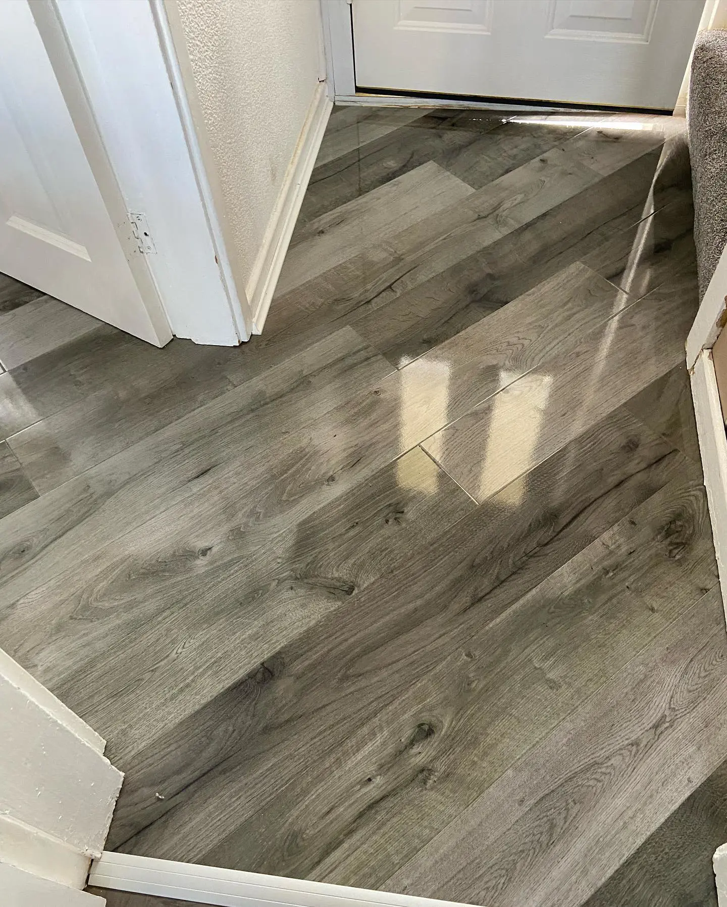 New York Grey Super High Gloss 8mm