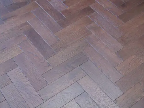 Walnut Stain Herringbone 18mm