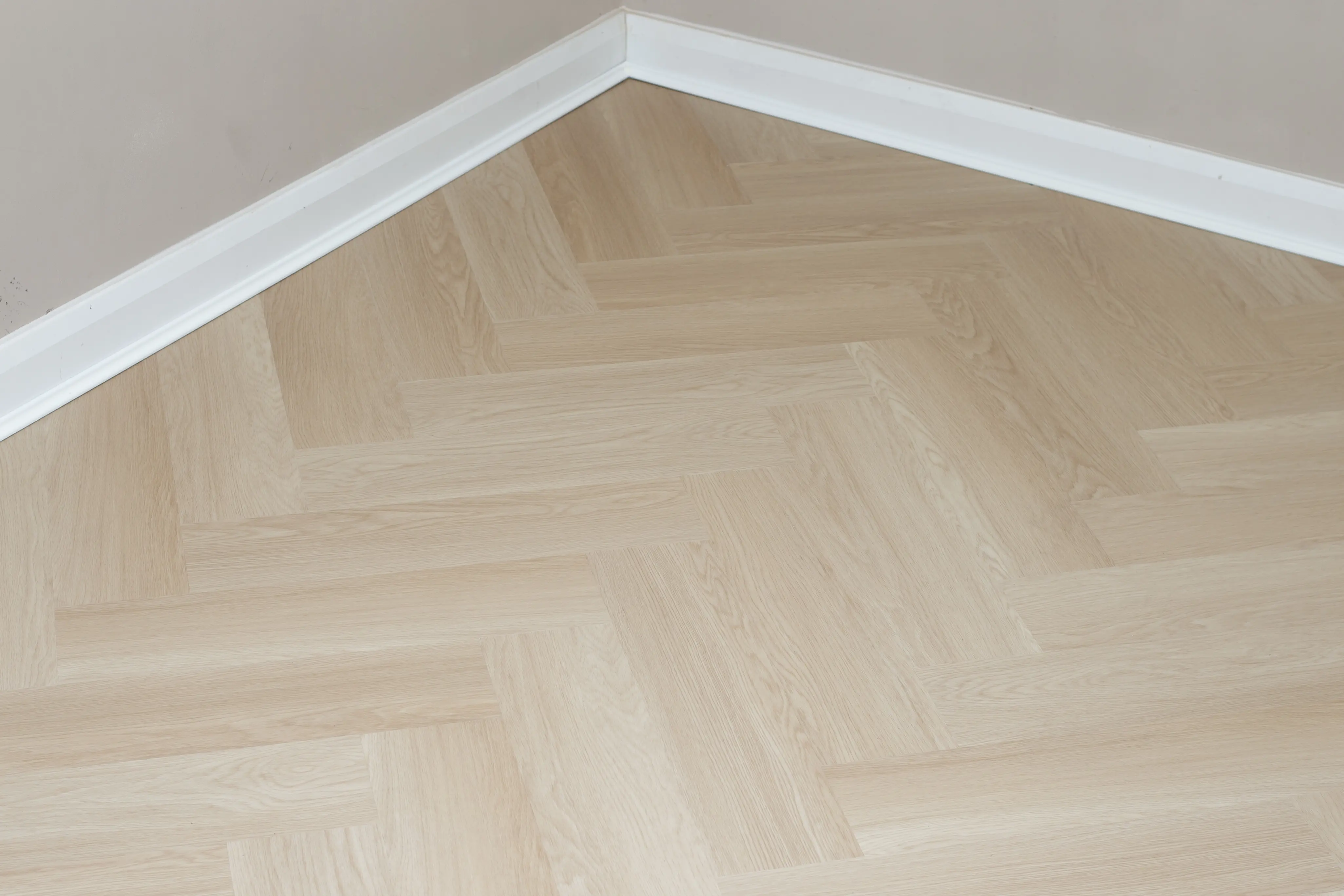 Pale Limed Oak 6mm Herringbone SPC Click