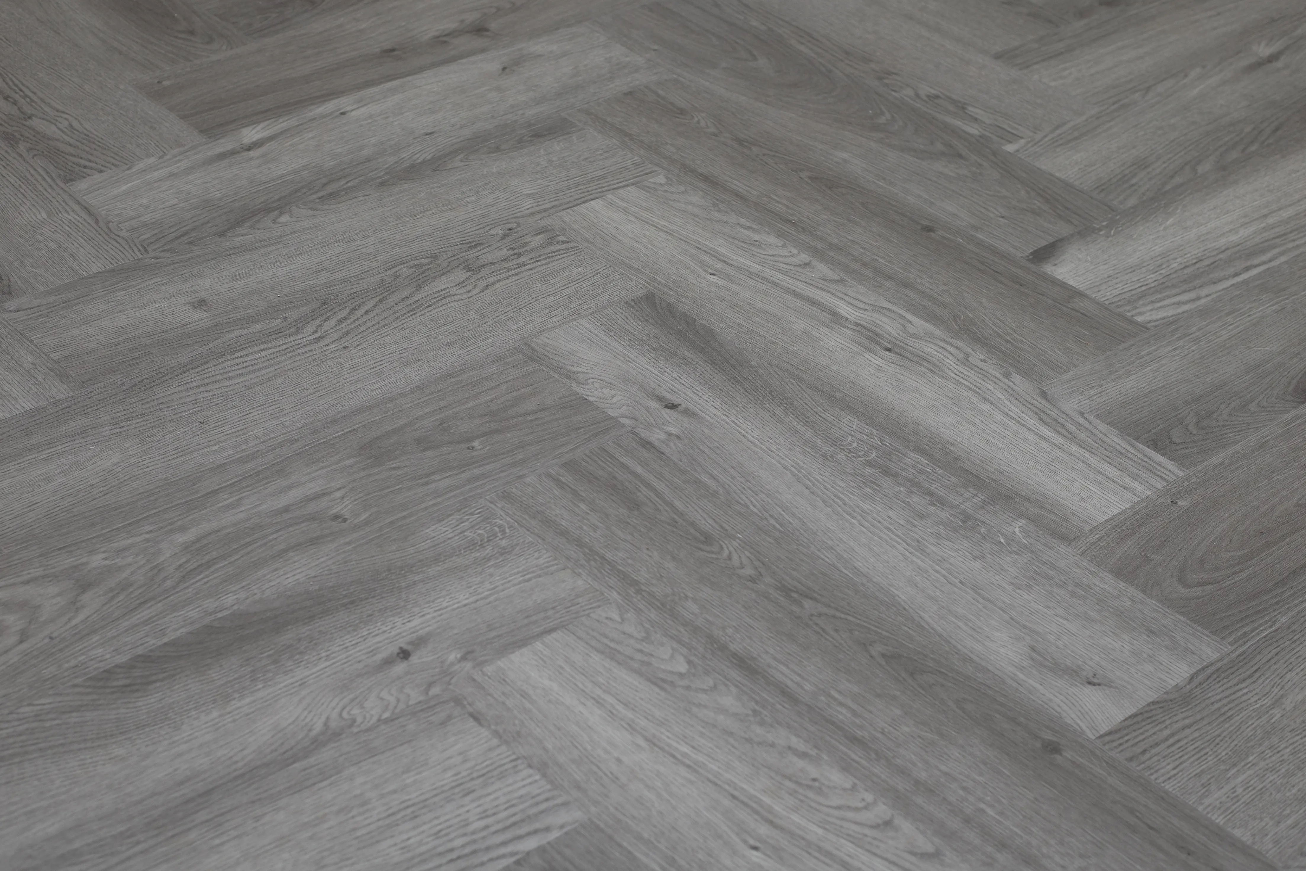 Rich Grey Oak 6mm PREMIUM Herringbone SPC Click