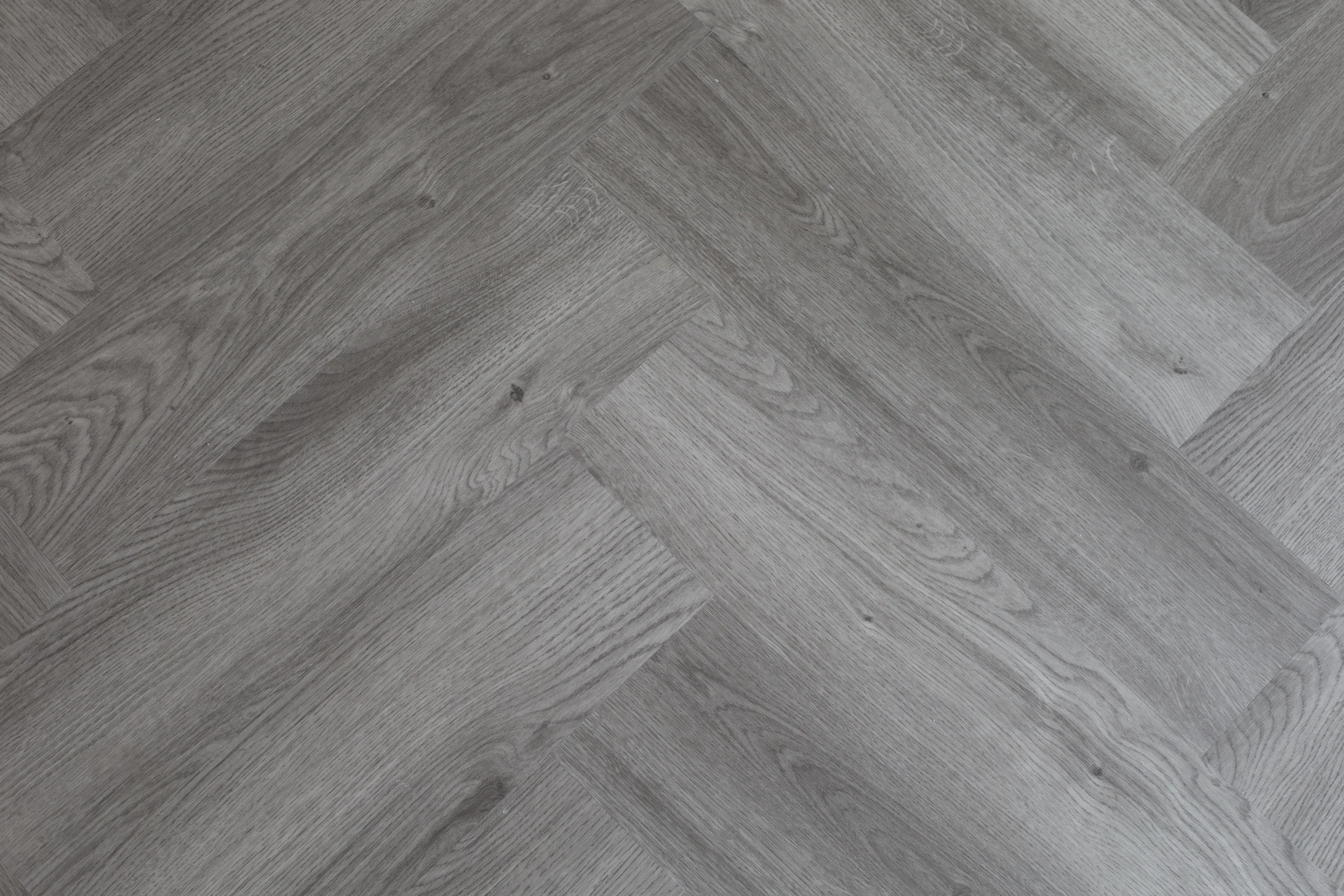 Rich Grey Oak 6mm PREMIUM Herringbone SPC Click