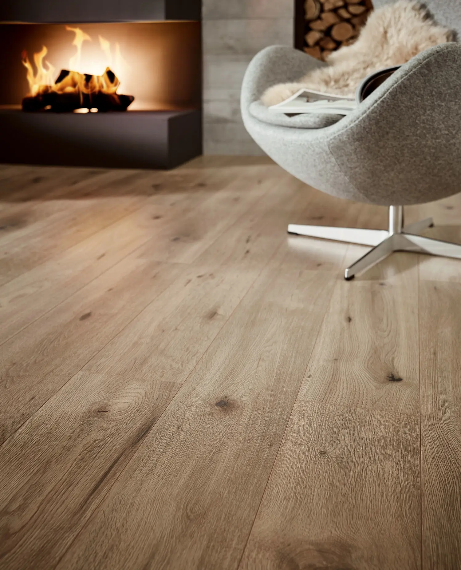 Artisan Oak Natural 12mm AC5 Laminate