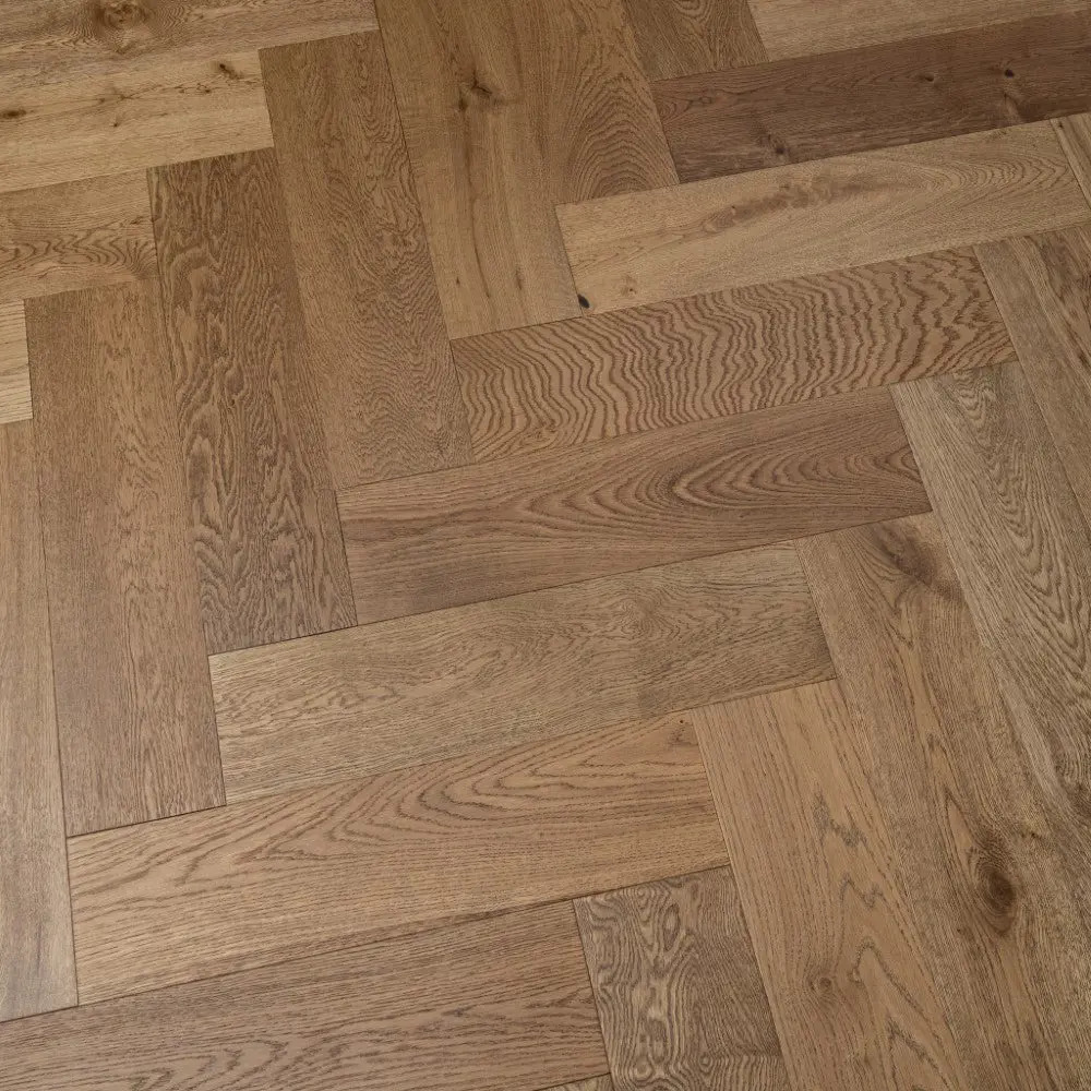 Smoked Stain Oak Herringbone Click 14mm