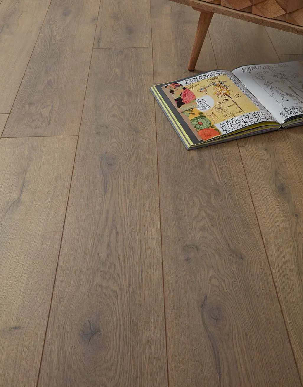 Nairobi Oak 12mm Laminate