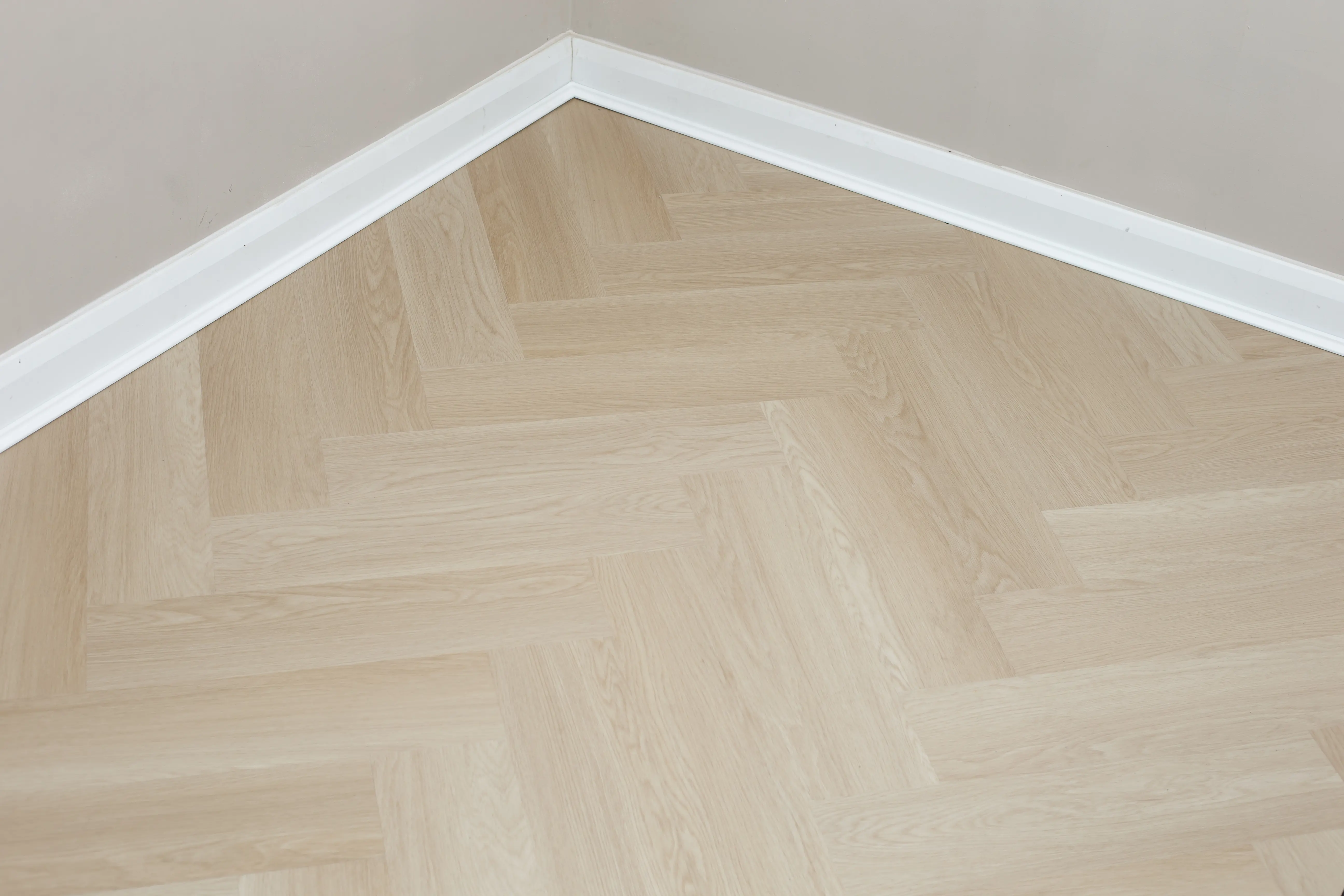 Pale Limed Oak 6mm Herringbone SPC Click