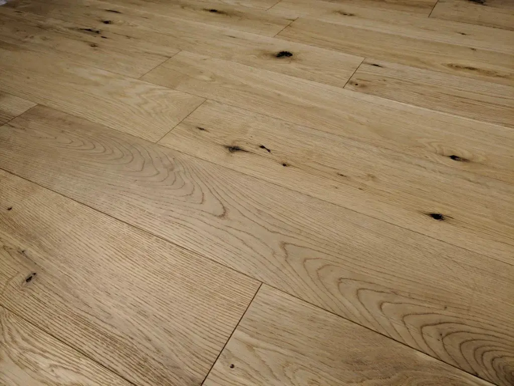 14/3 x 125 Brushed & UV Oiled Oak