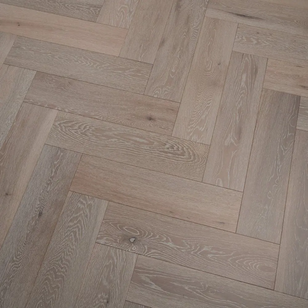 Brushed White Oak Herringbone Click 14mm