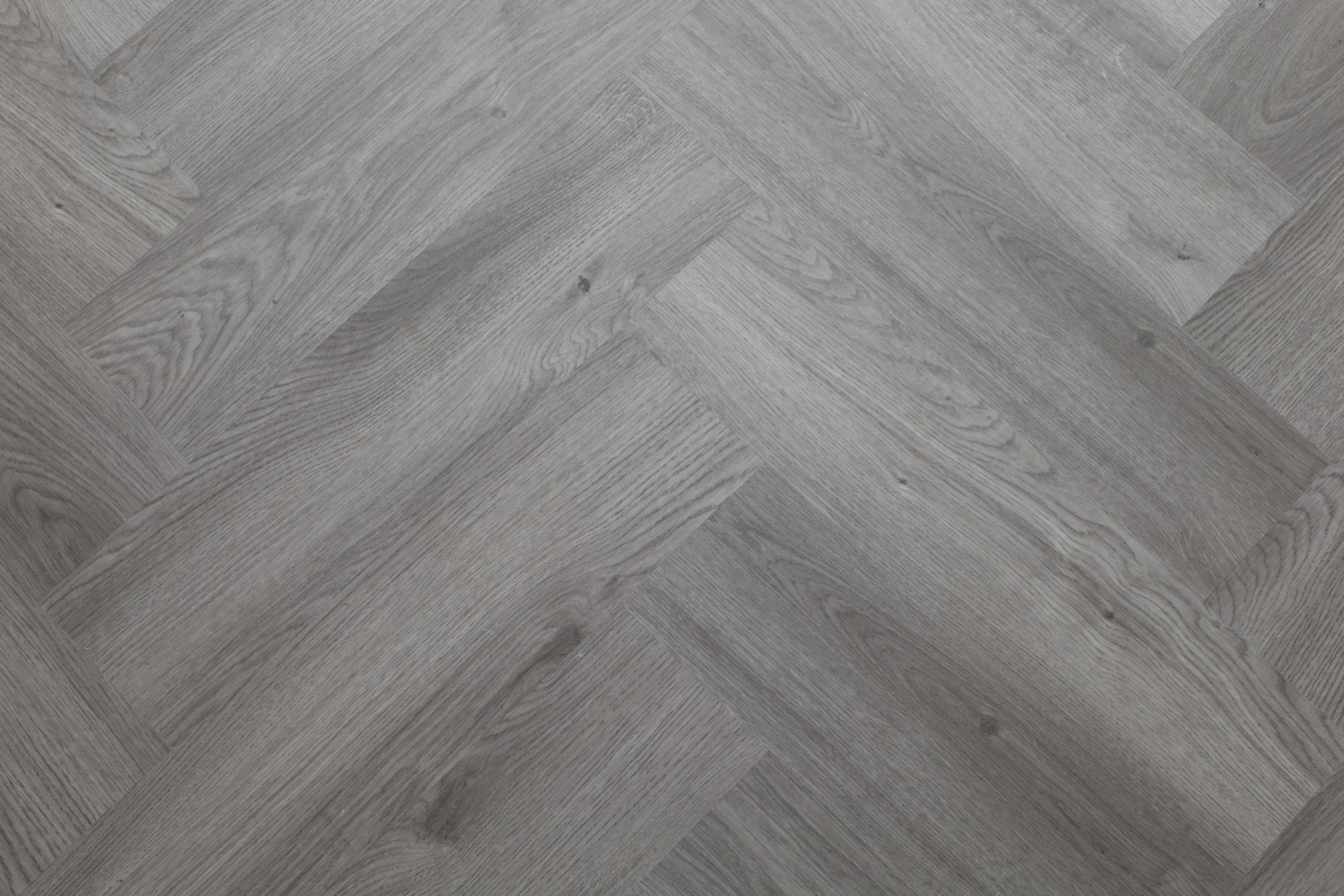 Rich Grey Oak 6mm PREMIUM Herringbone SPC Click