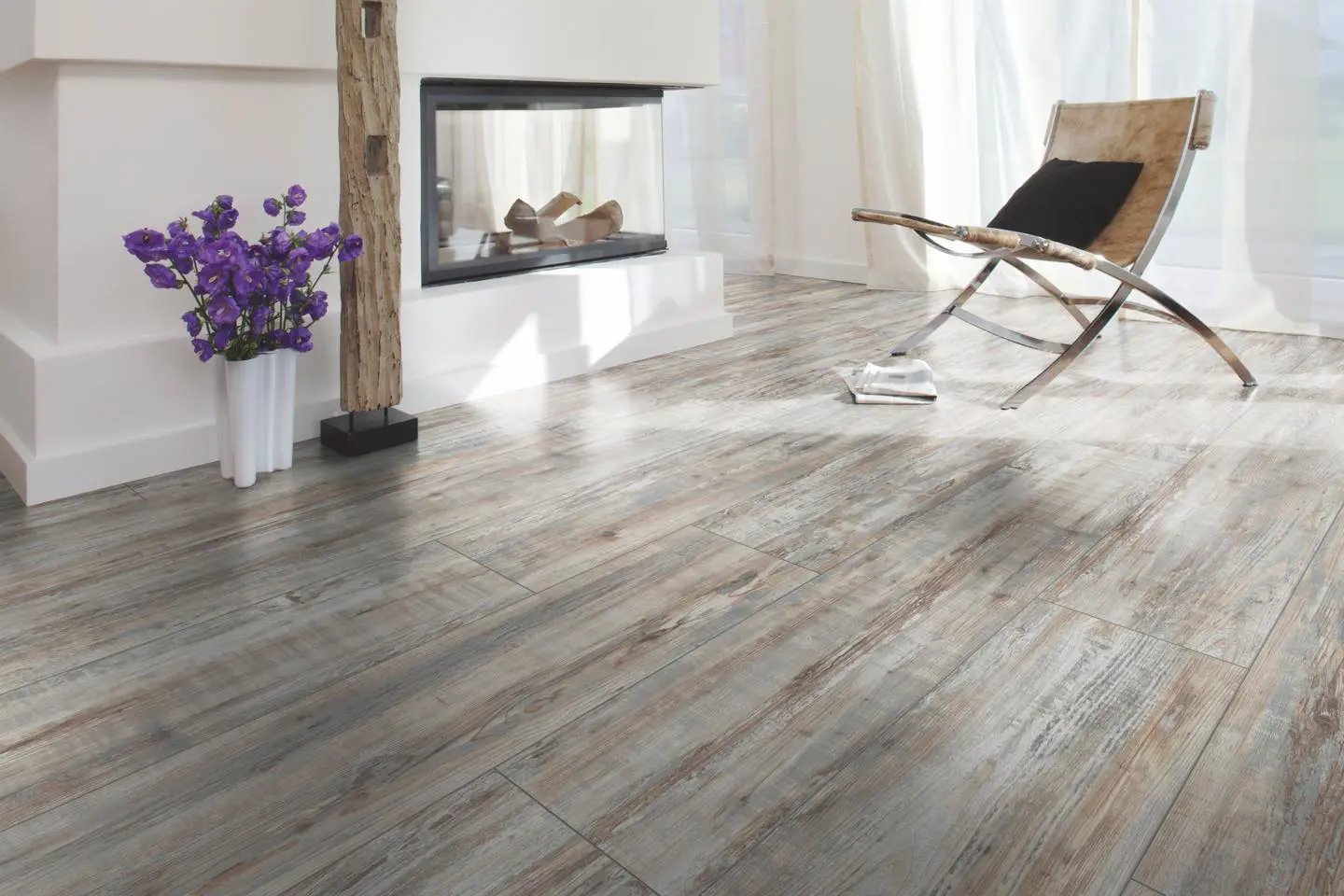 Weathered Pine Effect 8mm Laminate Flooring