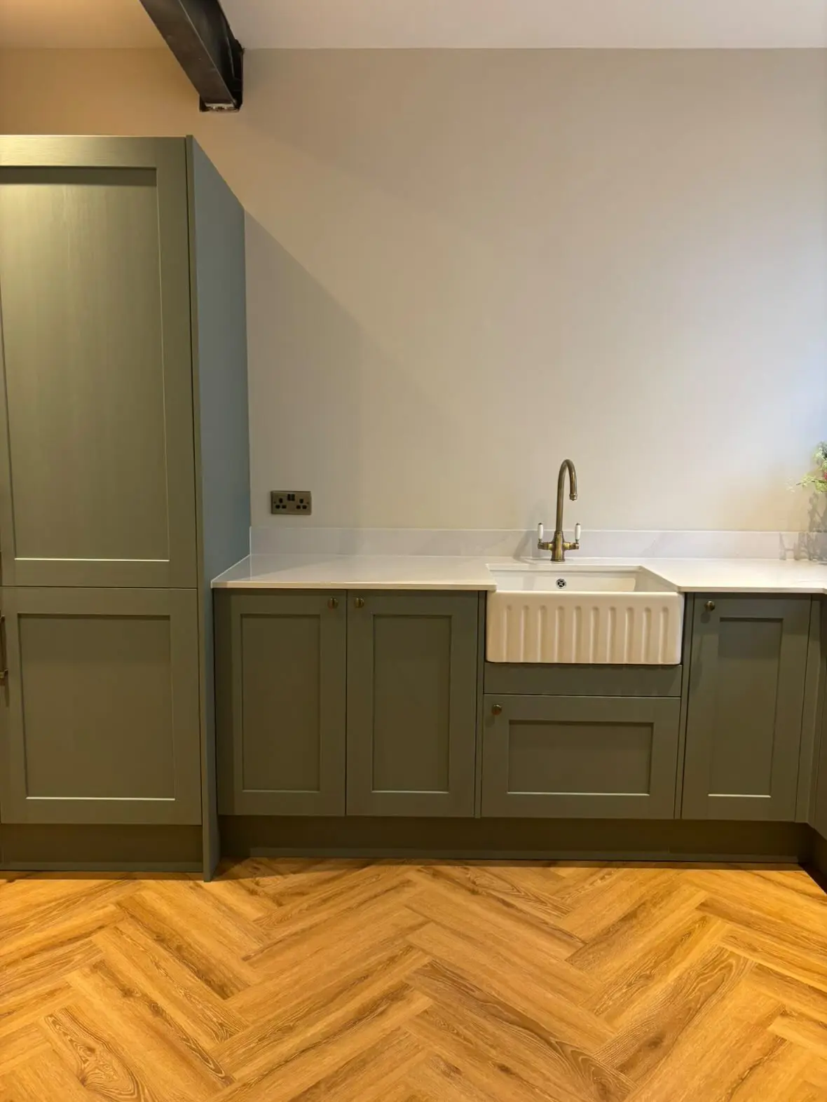 Honey Oak 5mm SPC Herringbone