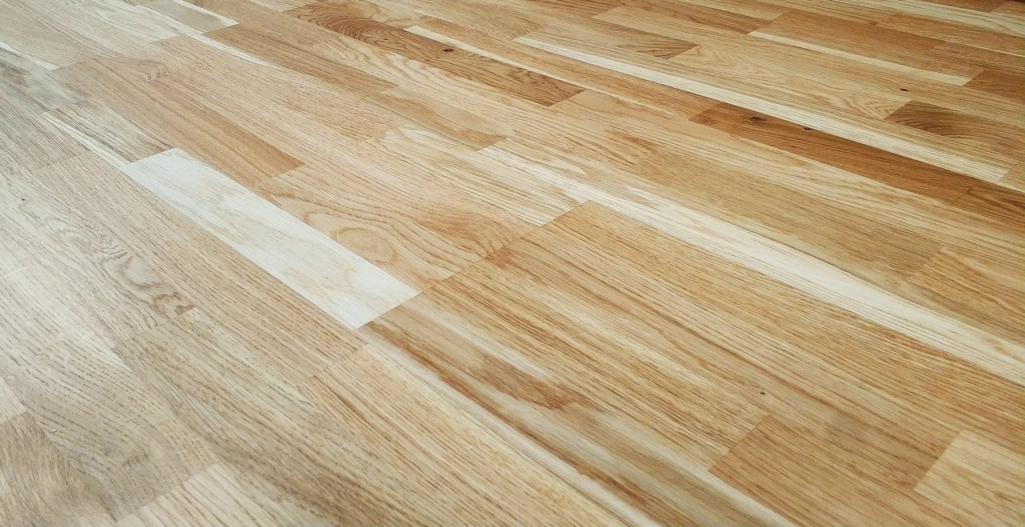 14mm x 207mm 4 Strip Lacquered Oak