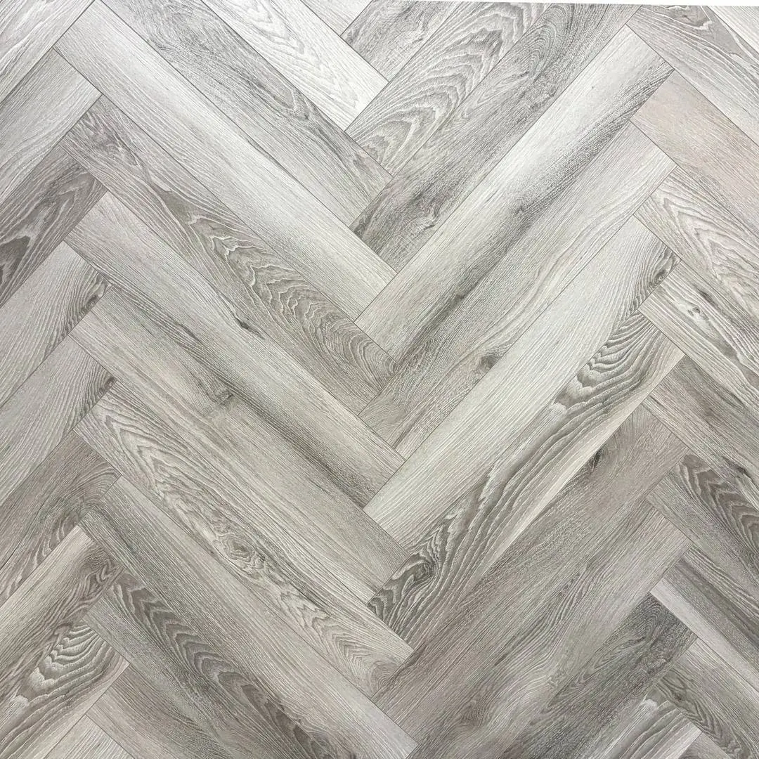 Light Washed Oak 12mm Herringbone