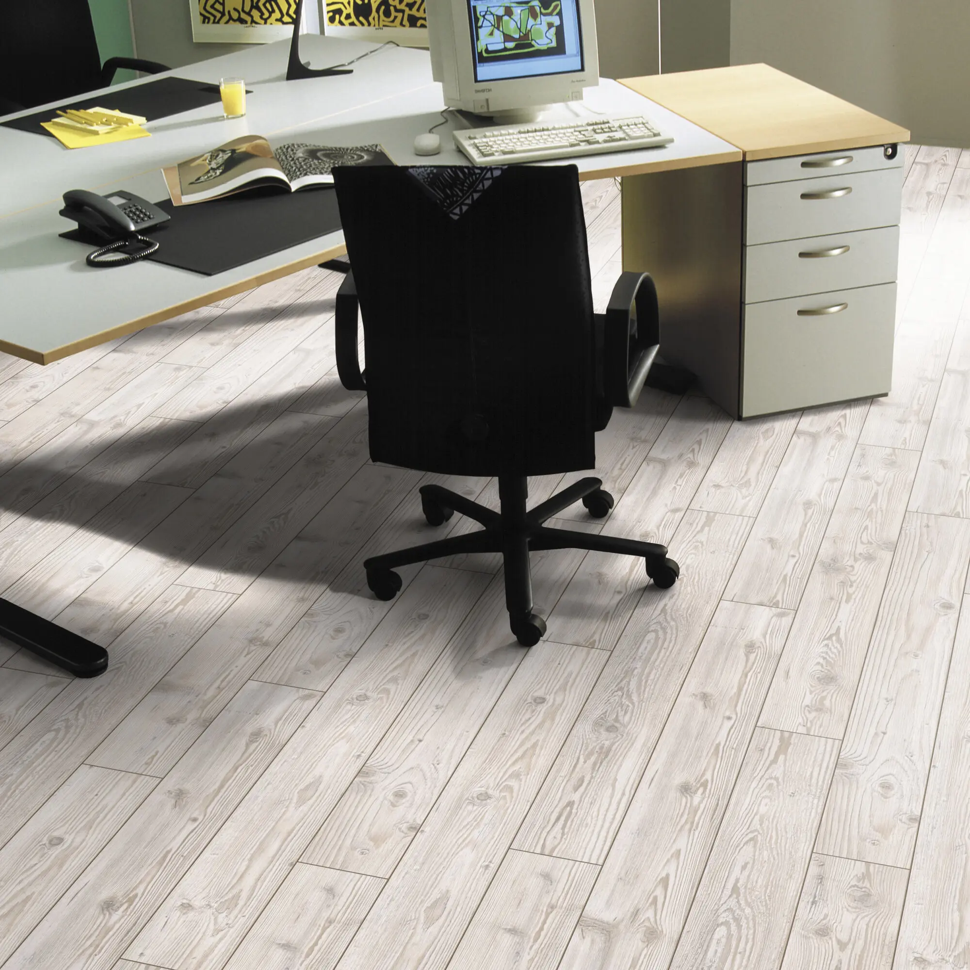 Arctic Pine 10mm Laminate 