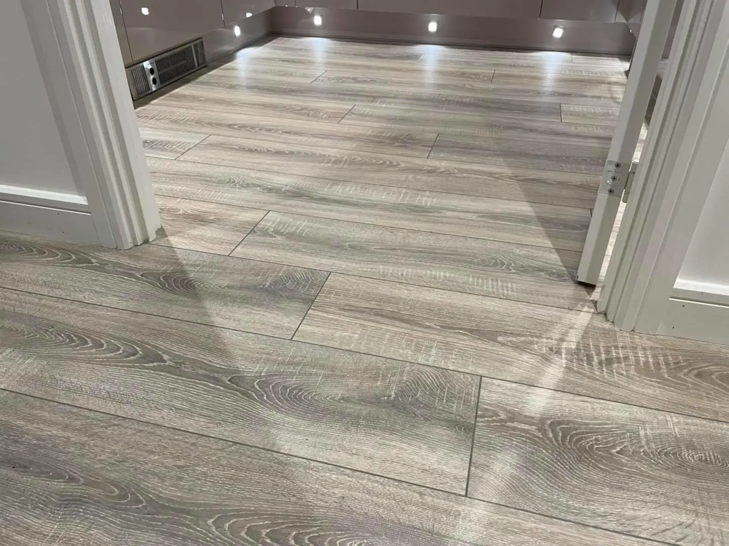 Boathouse Oak 12mm Water Resistant