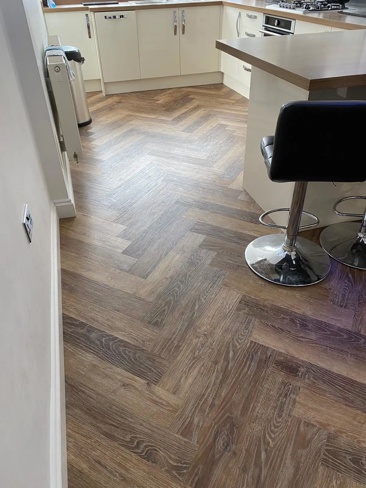 Norwegian Oak 5mm SPC Herringbone
