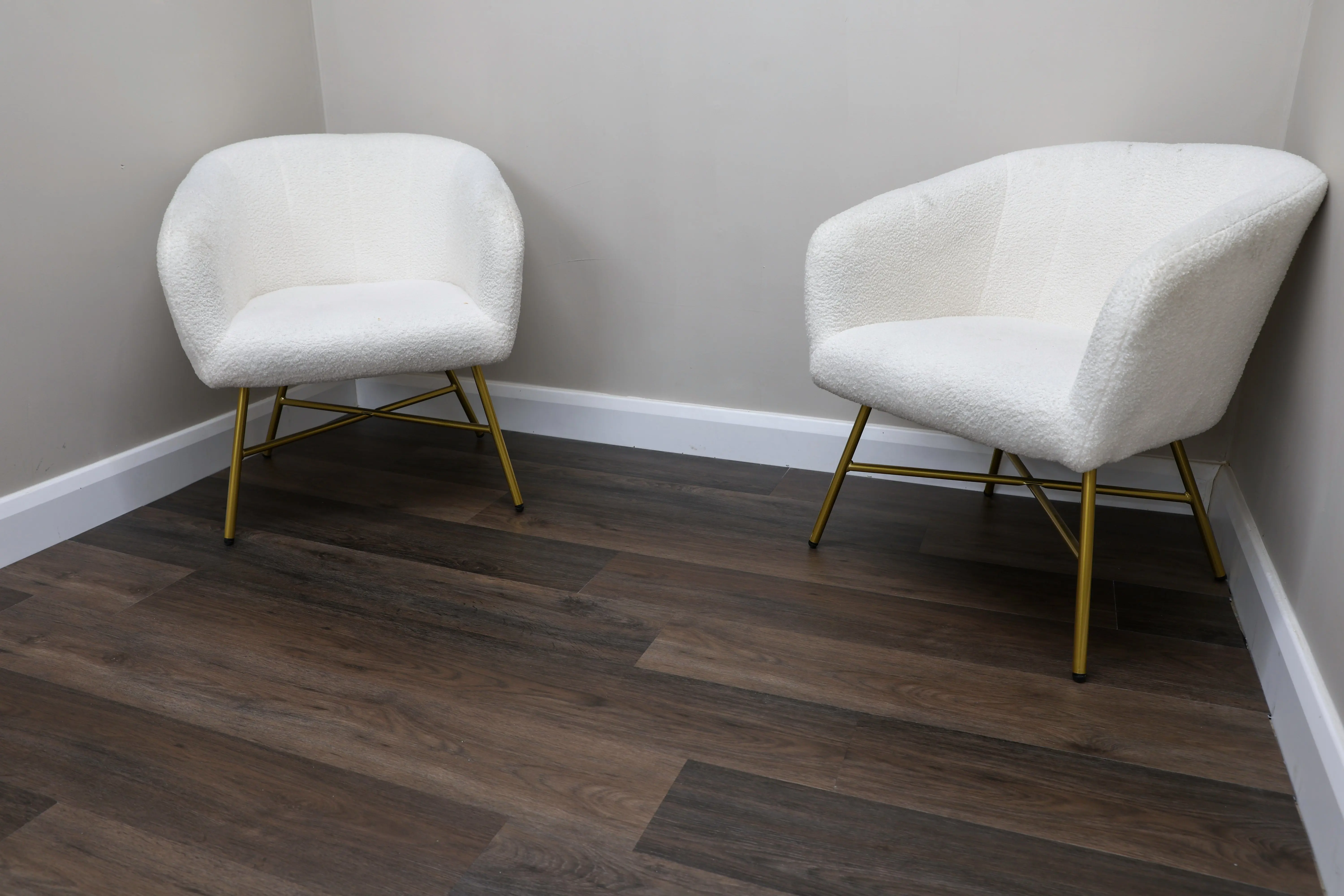 Classic Walnut 8mm Luxury SPC Click