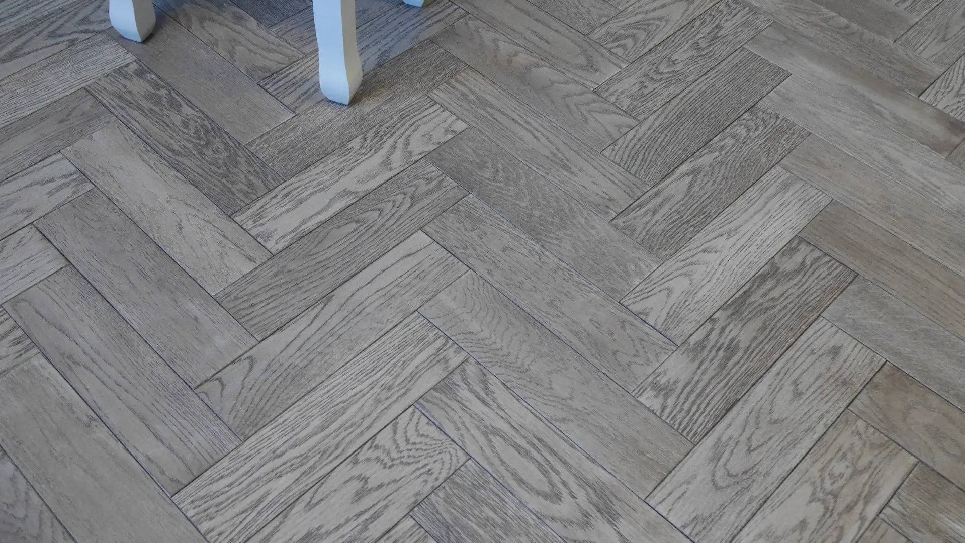Gunmetal Grey Oak Herringbone 18mm