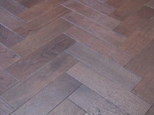 Walnut Stain Herringbone 18mm