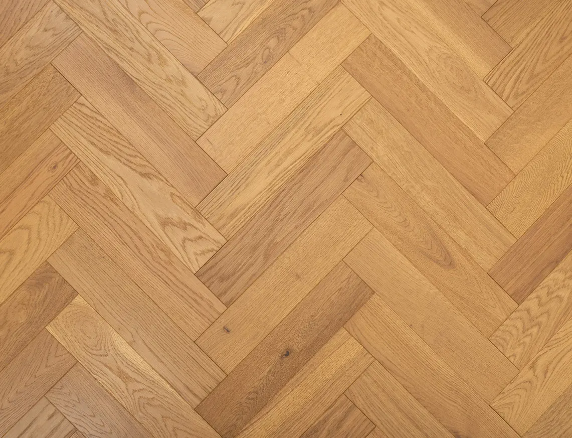 Aurelia 15mm Engineered Oak Herringbone