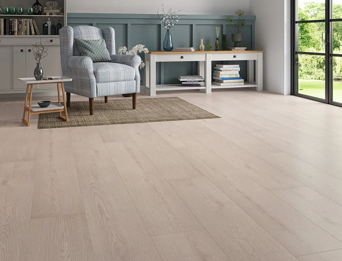 Helmsford Grey Oak Deluxe 12mm Laminate