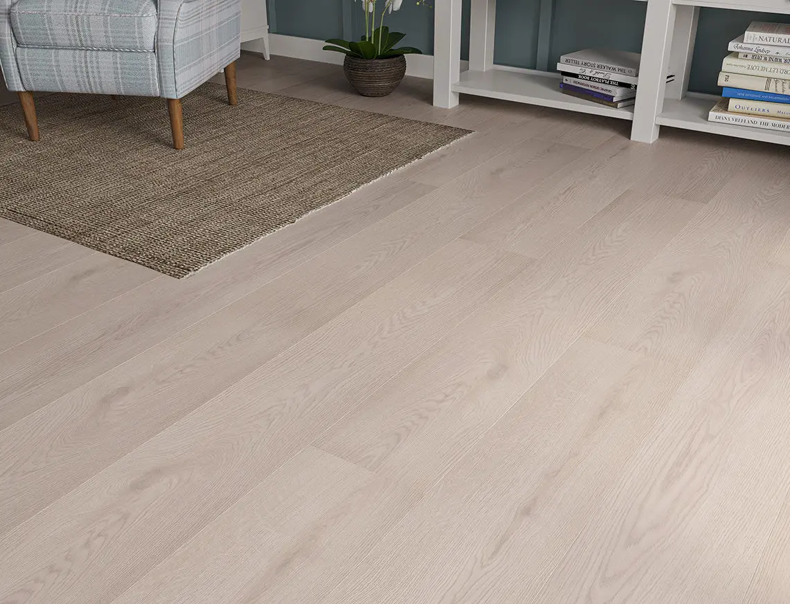 Helmsford Grey Oak Deluxe 12mm Laminate
