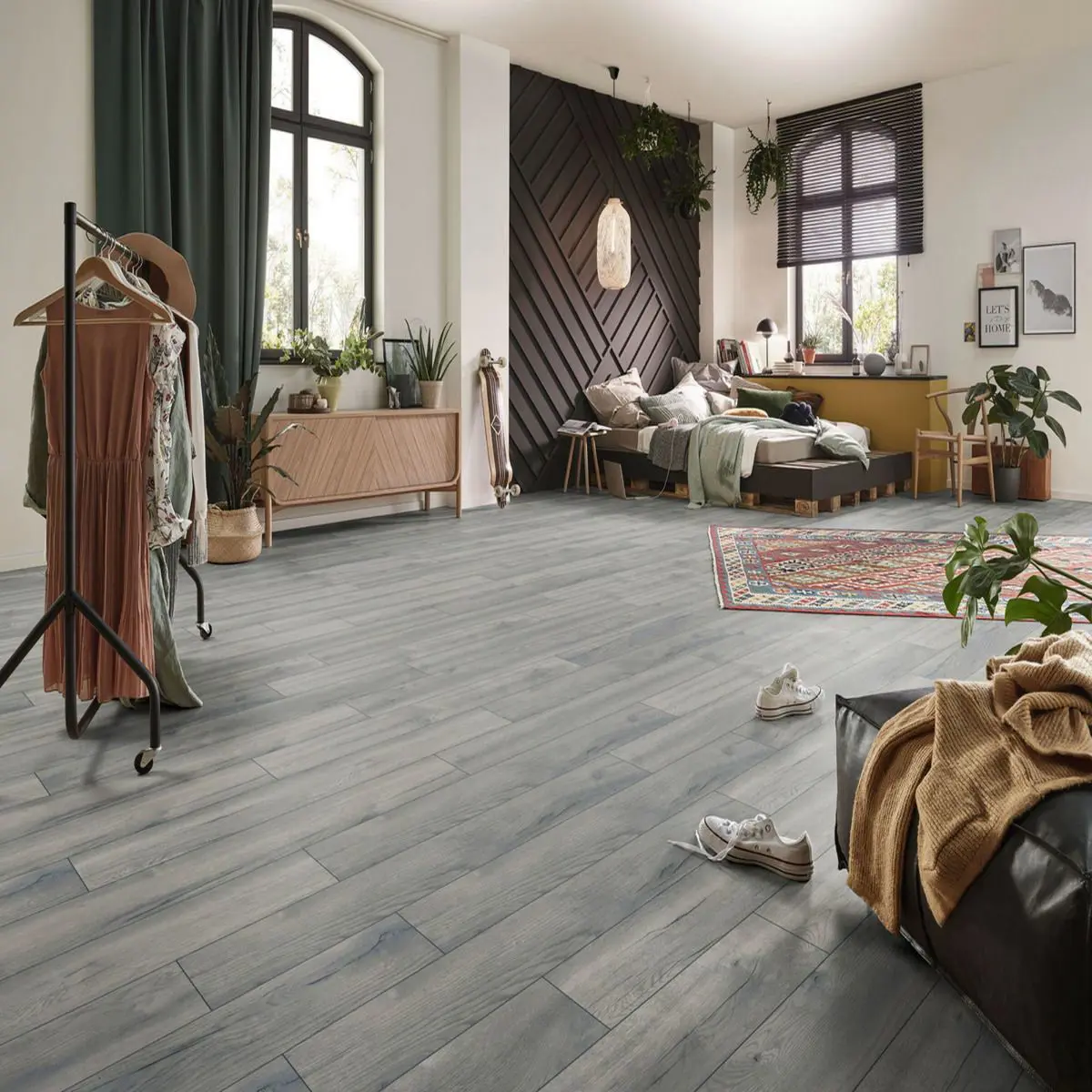 Pendleton Grey Oak 8mm Laminate Flooring